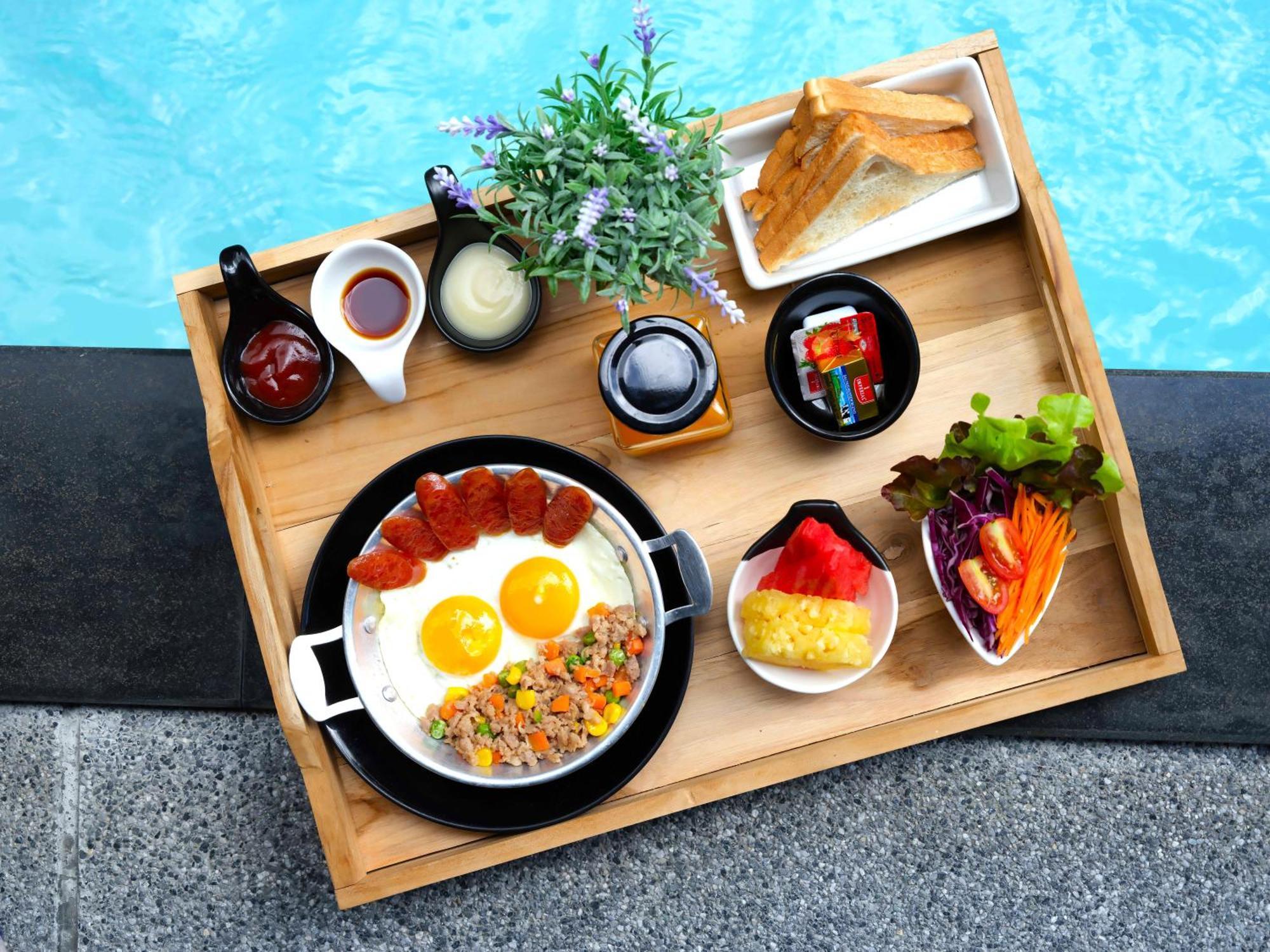 9.5Hotel Chiangmai Chiang Mai Exteriör bild